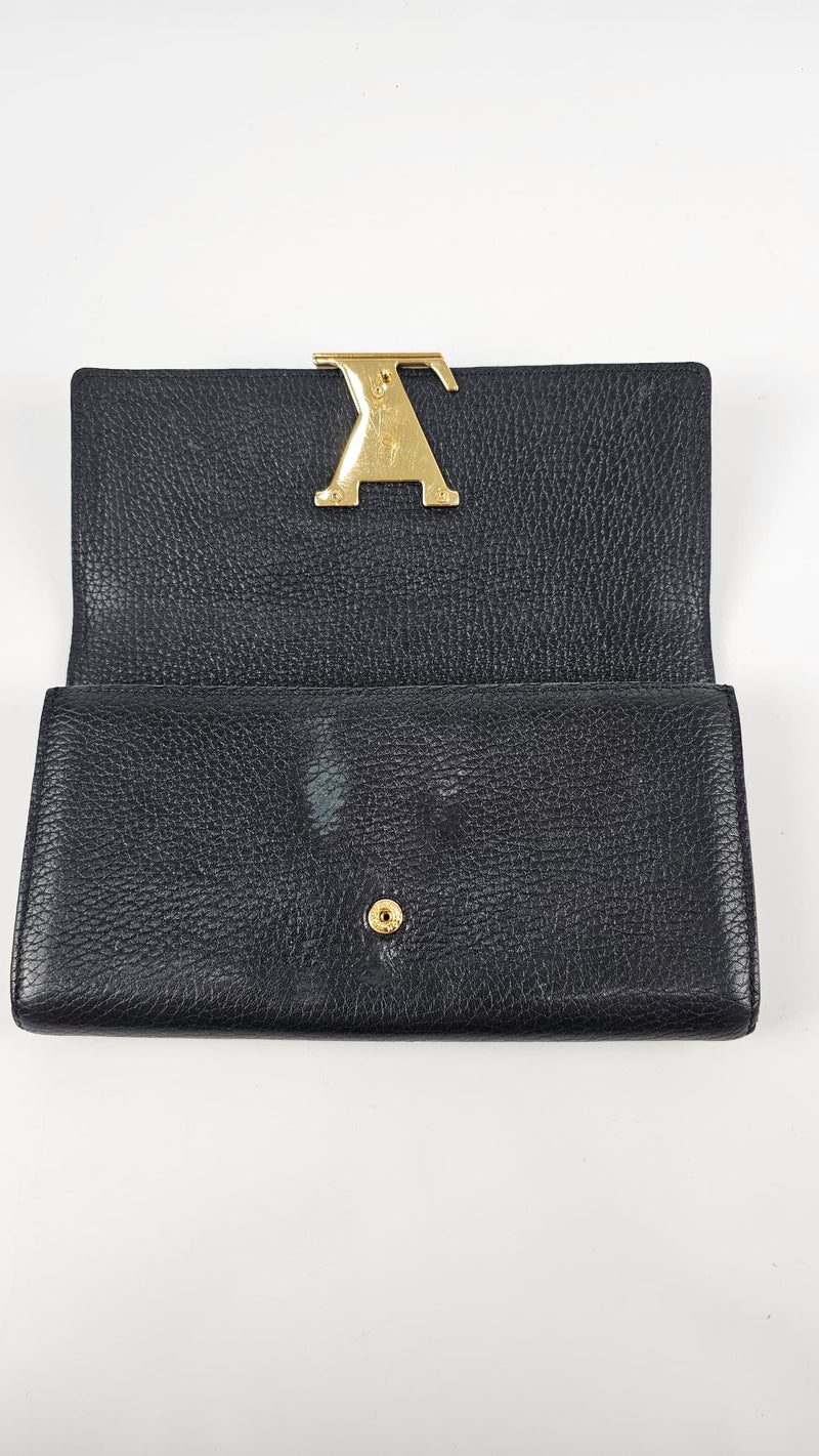 Black Taurillon Leather Capucines Wallet