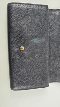 Black Taurillon Leather Capucines Wallet