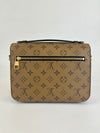 M44876 Monogram Reverse Pochette Metis (RFID)