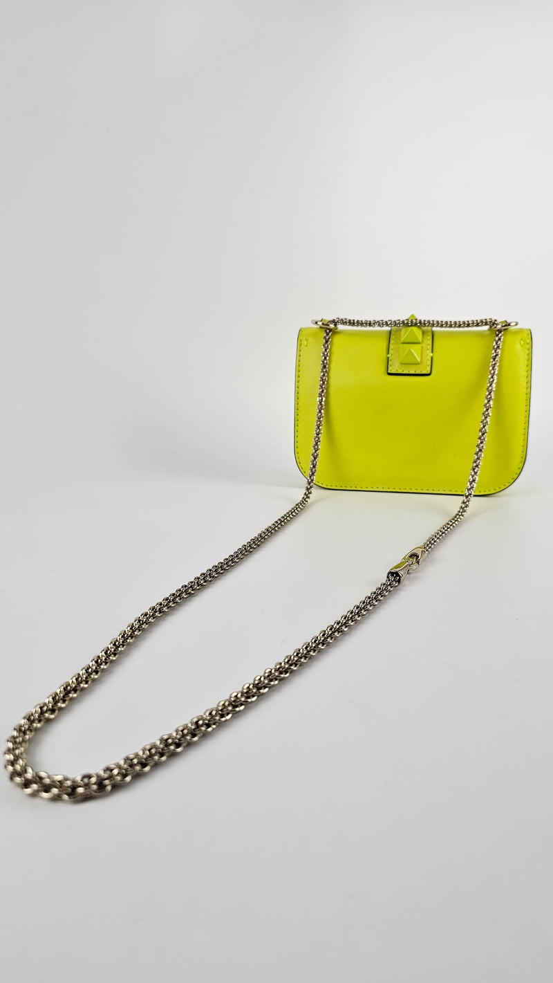 Rockstud Small Glam Lock Bag in Fluo