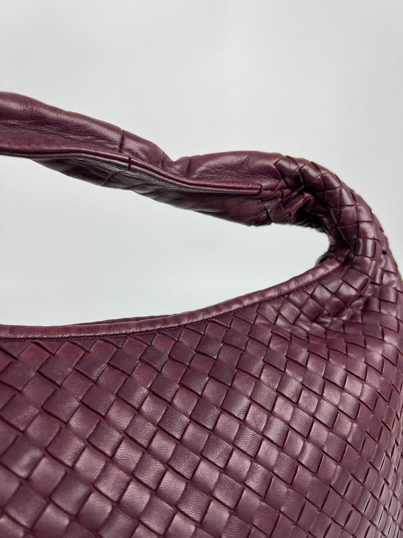 Intrecciato Medium Hobo in Aubergine