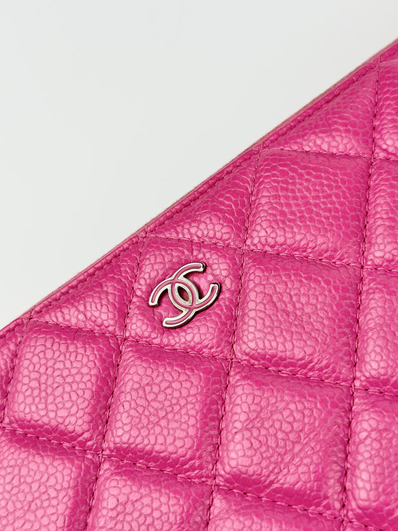 Large O-Case in Hot Pink Quilted Caviar