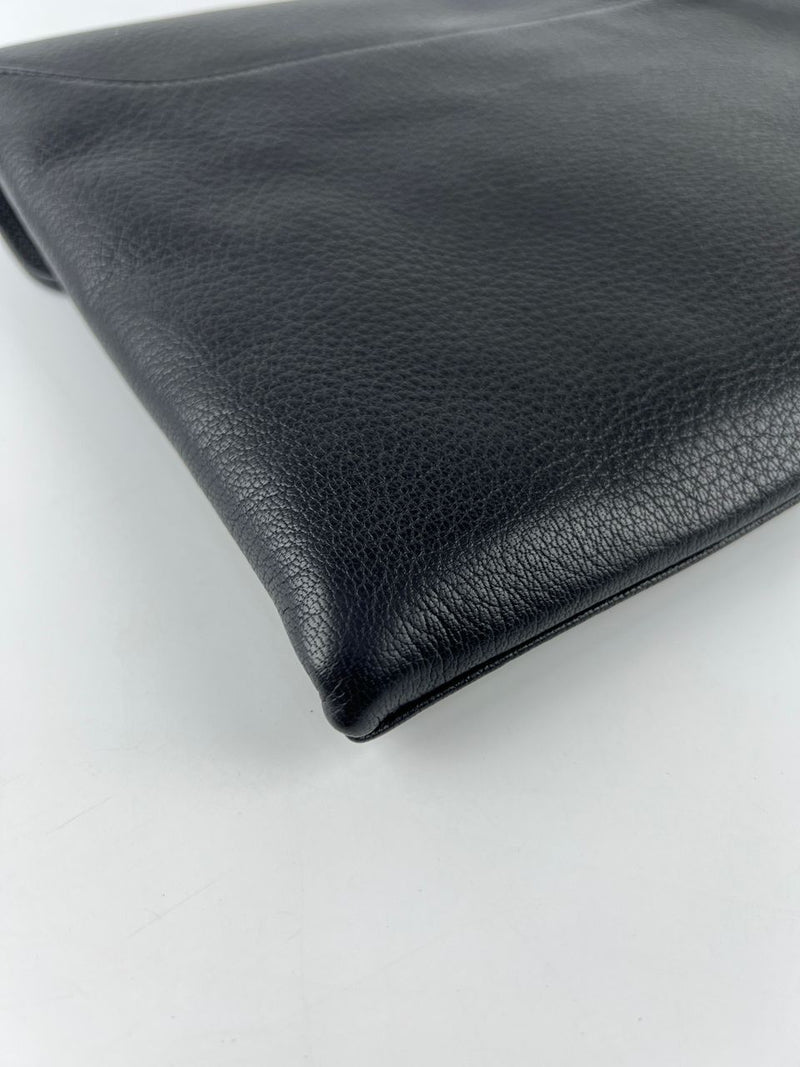 Antigona Envelope Clutch in Black TE0115