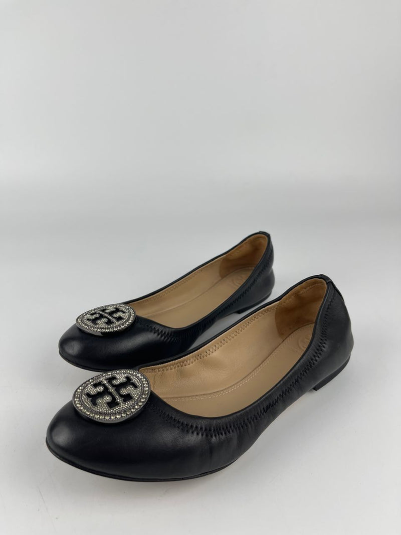 Logo Leather Ballerinas in Black Size 6M