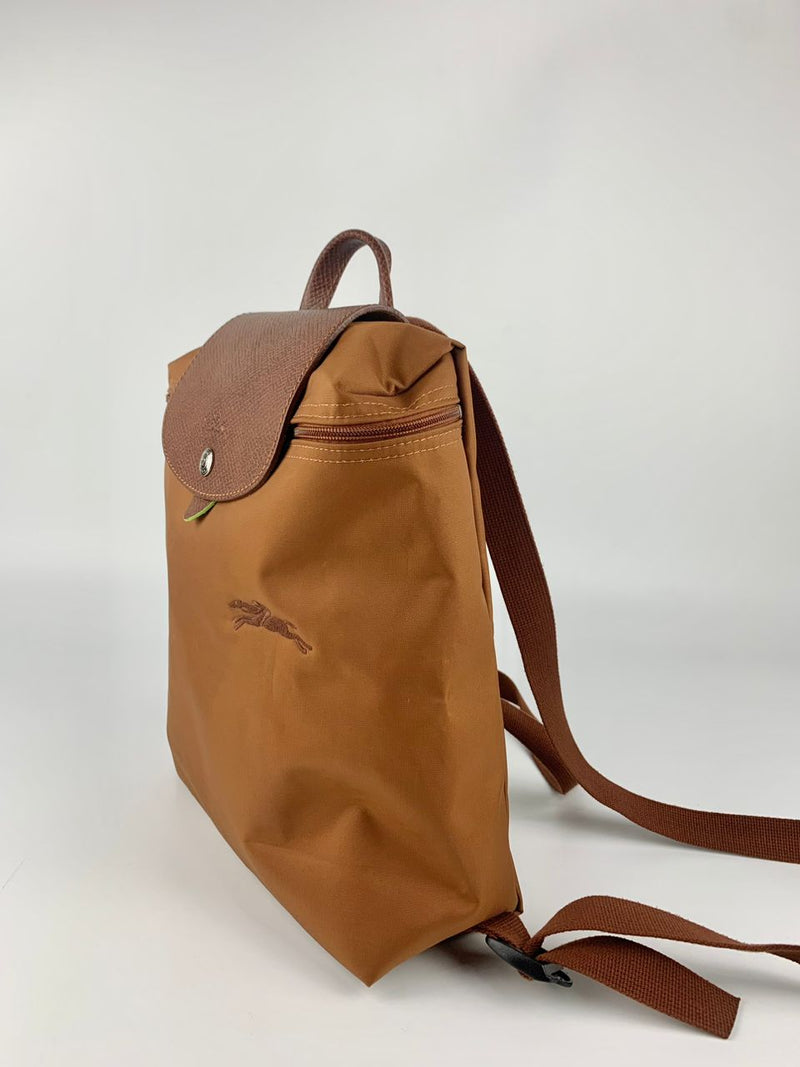 Le Pliage M Backpack in Cognac Recycled Canvas