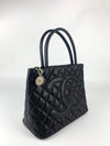 Medallion Tote in Black Caviar SHW