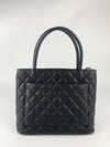 Medallion Tote in Black Caviar SHW