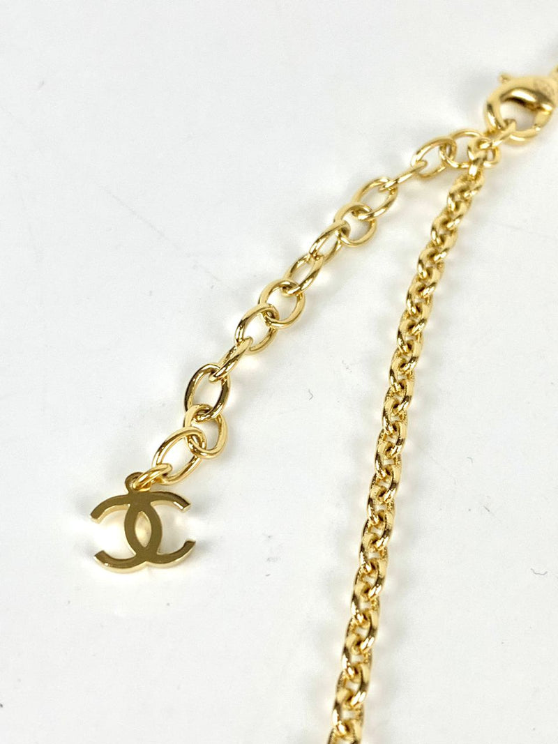 B23P ABA507 Gold Plated Long Chain CC Logo Diamante with Gold Hearts Necklace&nbsp;