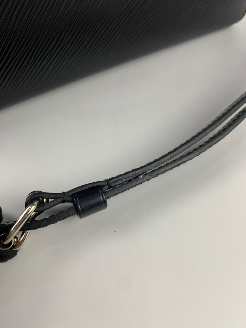 Black Epi Leather Speedy Bandoulière 25