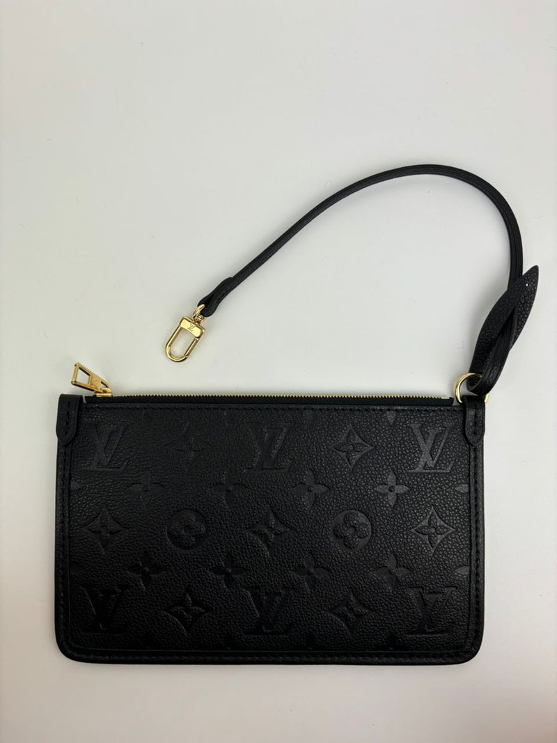 M46288 Carryall PM in Noir Monogram Empreinte Leather