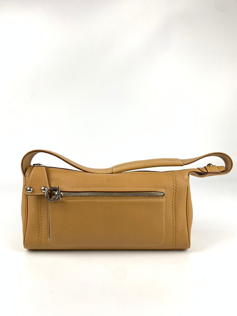 Tan Leather Pochette Shoulder Bag AU-21/5311