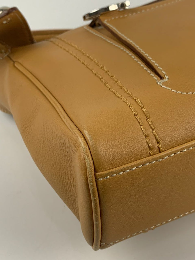 Tan Leather Pochette Shoulder Bag AU-21/5311