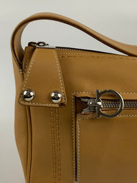 Tan Leather Pochette Shoulder Bag AU-21/5311