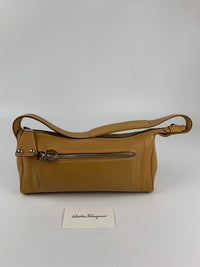 Tan Leather Pochette Shoulder Bag AU-21/5311