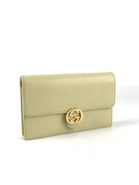 615523 Icon GG Interlocking Wallet on Chain in White