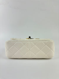 AS2979 Mini Coco Clips Flap White Lambskin Quilted