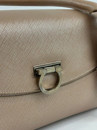 Gancini Shoulder Bag in Pink Saffiano