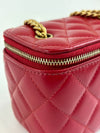 AP3044 Quilted Small Pillow Crush Vanity Case With Chain Red Lambskin GHW