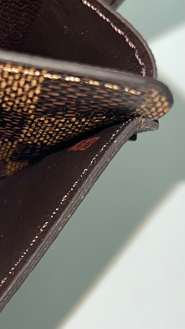 N63209 Sarah Wallet Damier Ebene