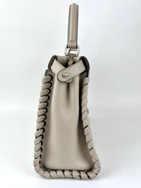 8BN290 Vitello Seta Lace Up Medium Peekaboo Iconic Satchel Grigio Polvere