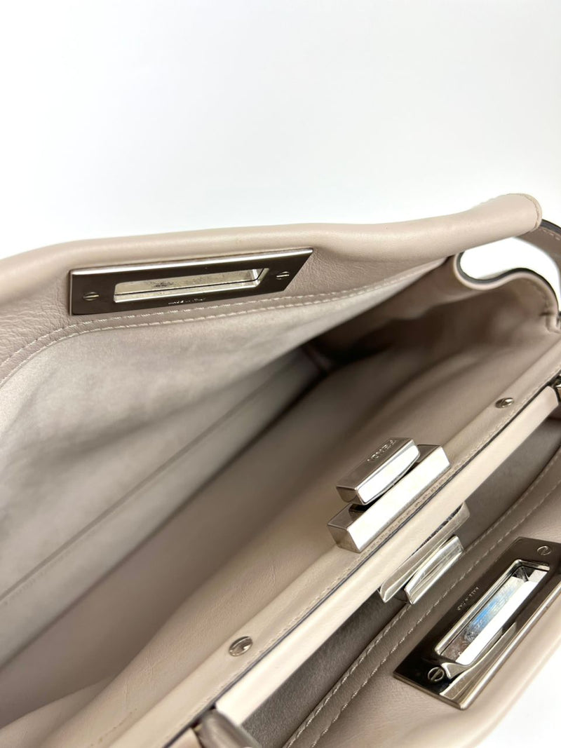 8BN290 Vitello Seta Lace Up Medium Peekaboo Iconic Satchel Grigio Polvere