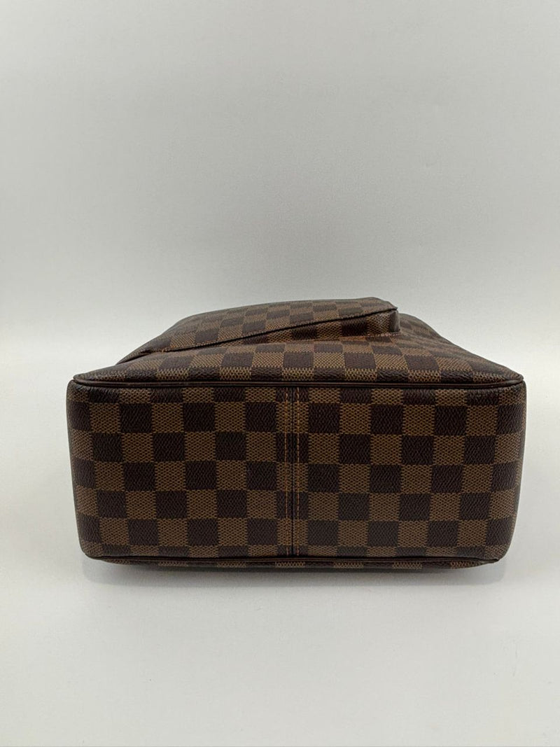 Olav MM Damier Ebene