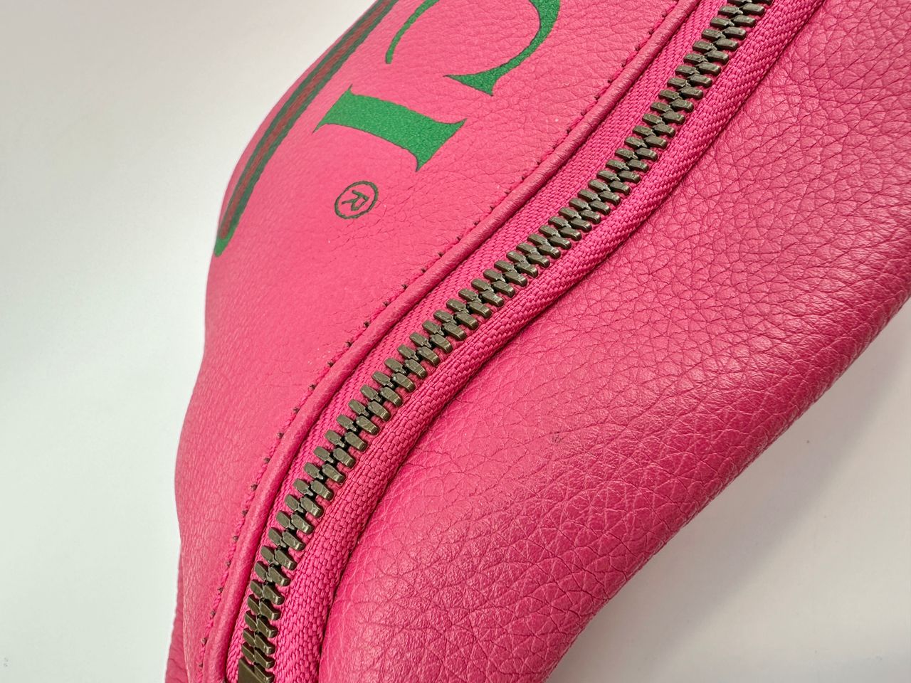 Retro Print GUCCI Pink Leather Belt Bag