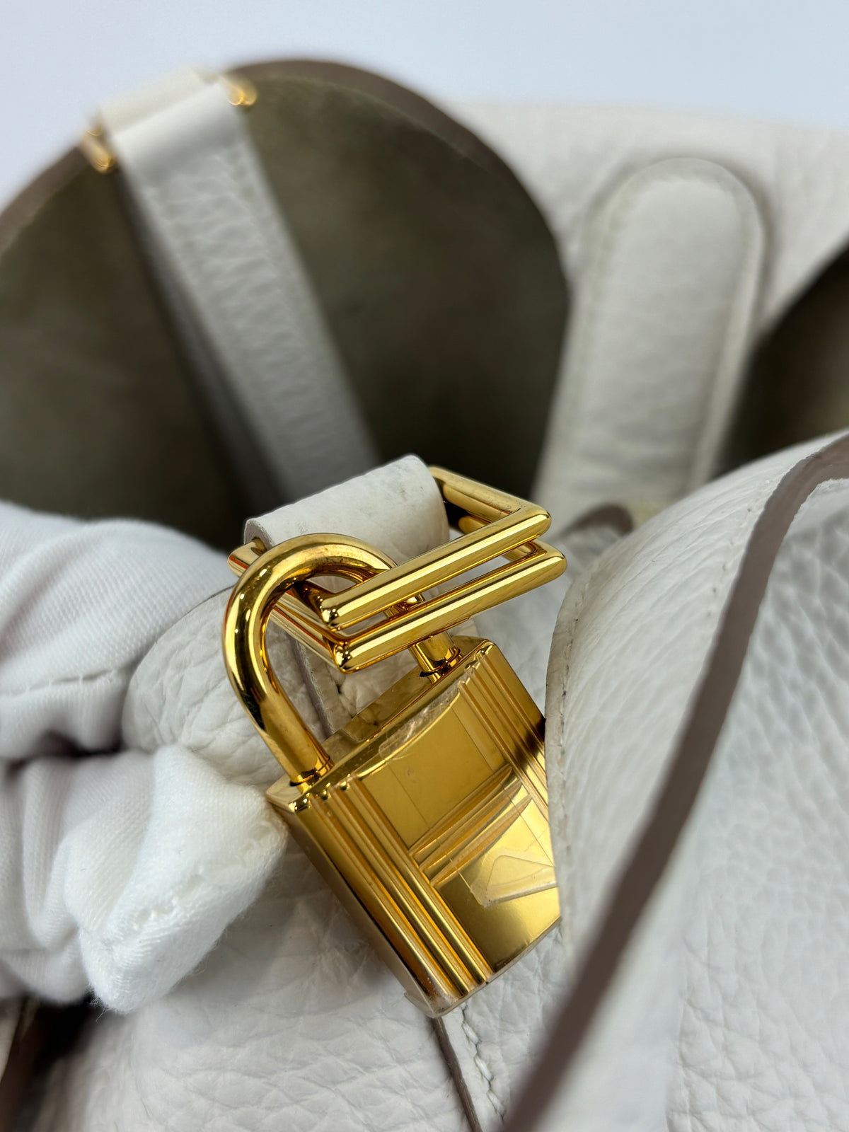 Hermès New White Picotin 18 Clemence Leather Gold Hardware - Glampot