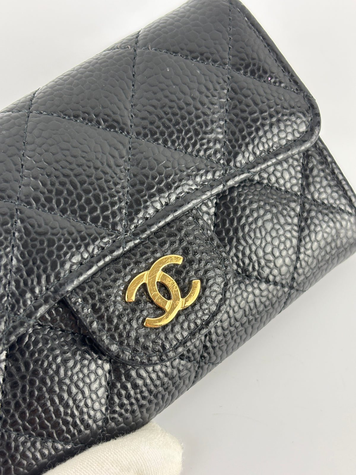 AP0212 Classic Flap Card Holder in Black Caviar GHW - Glampot
