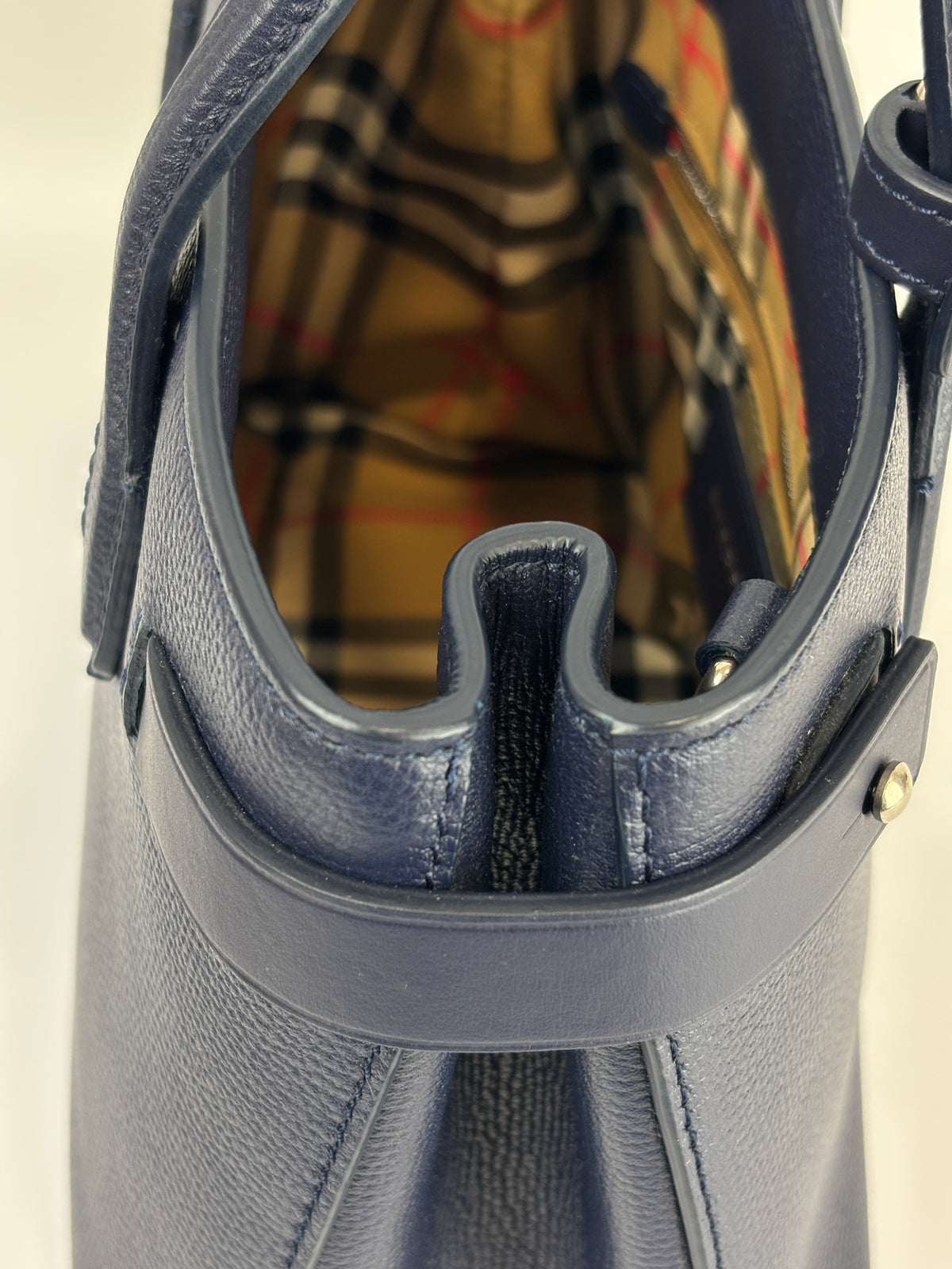 Small Banner Tote in Navy Blue - Glampot