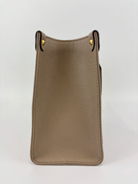 Louis Vuitton OnTheGo PM Bicolour Monogram Empreinte Tourterelle/Creme - Glampot