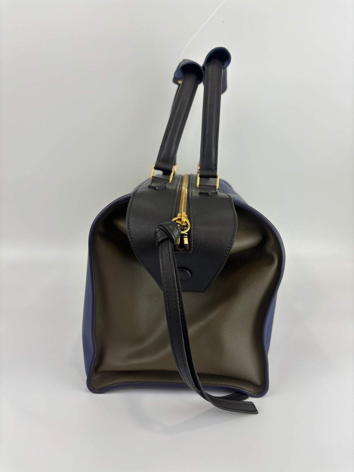 Small Smooth Blue Calfskin Tricolor Ring Bag - Glampot