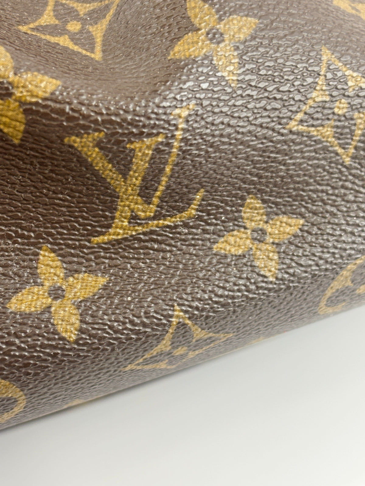 Louis Vuitton Tivoli PM Monogram Canvas - Glampot