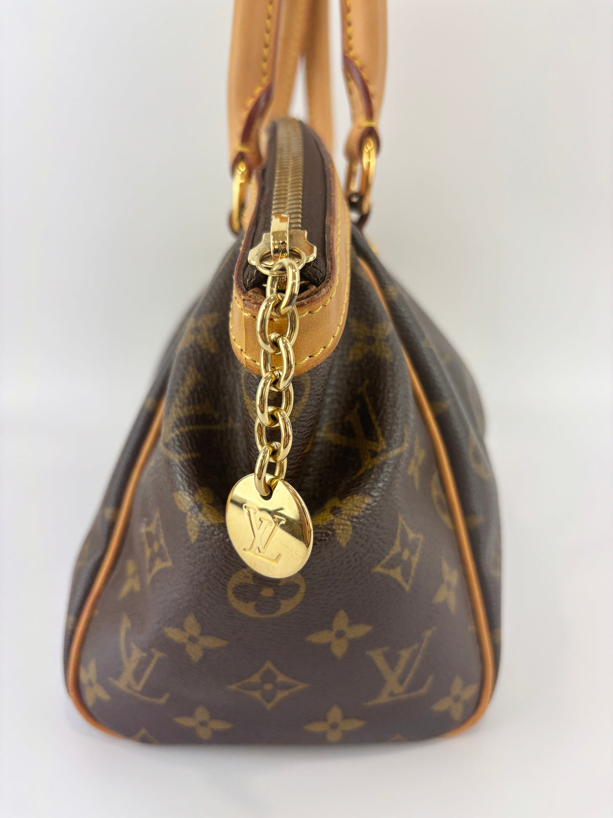Louis Vuitton Tivoli PM Monogram Canvas - Glampot