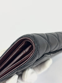 Chanel Bi-fold Yen Wallet in Black Lambskin SHW - Glampot