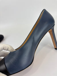 Navy Blue Leather Cap Toe Pumps Size 37.5 - Glampot