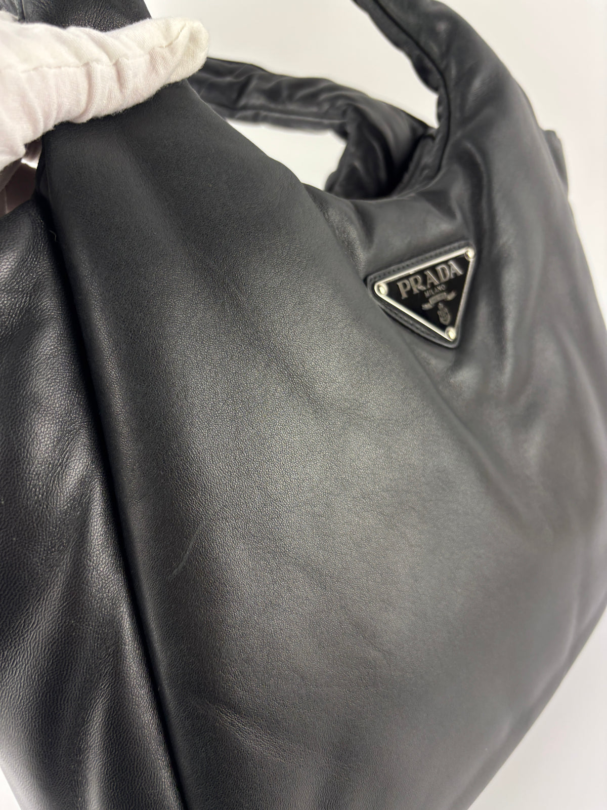 1BG413 Medium Padded Soft Nappa Leather Bag Black - Glampot