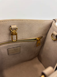 Louis Vuitton OnTheGo PM Bicolour Monogram Empreinte Tourterelle/Creme - Glampot
