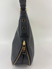 Marc Jacobs Groove Shoulder Bag in Black - Glampot