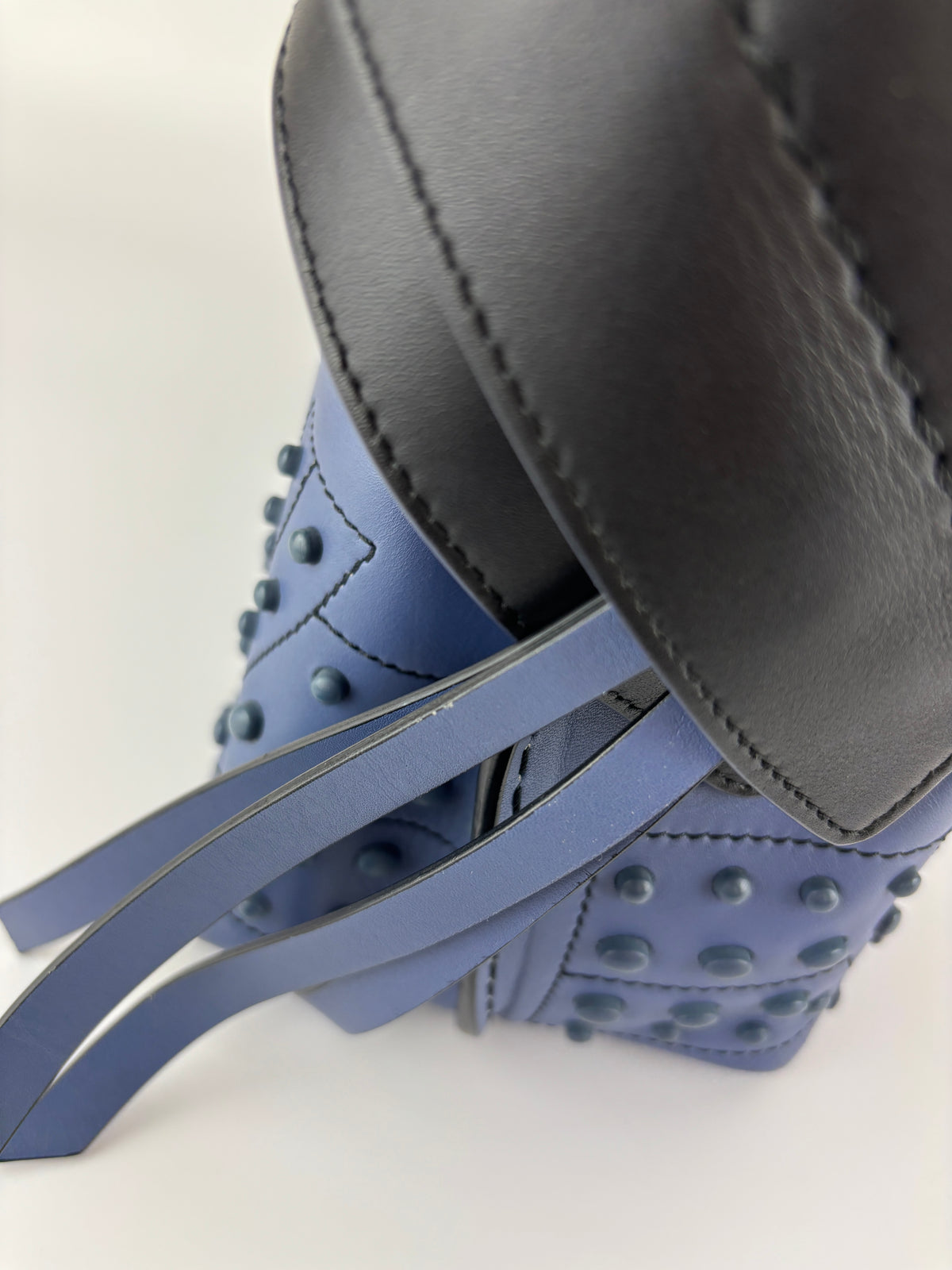 Black / Blue Calf Leather Medium Wave Bag - Glampot