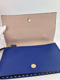 Valentino Garavani Rockstud Clutch in Navy - Glampot