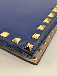 Valentino Garavani Rockstud Clutch in Navy - Glampot