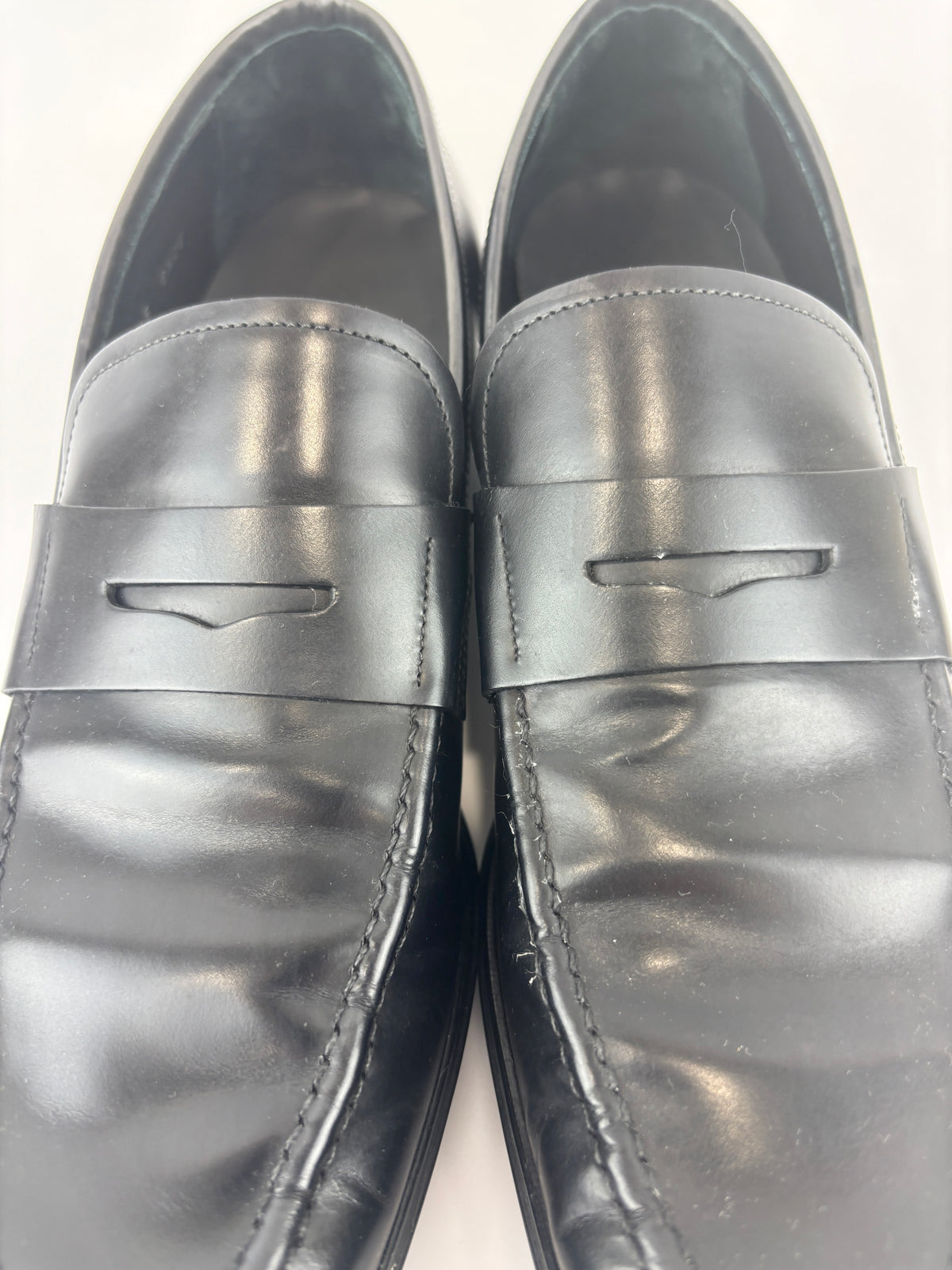 Salvatore Ferragamo Black Leather Loafers - Glampot