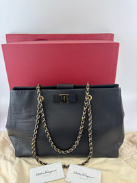 Salvatore Ferragamo Vara Ribbon Chain Shoulder Tote in Black - Glampot
