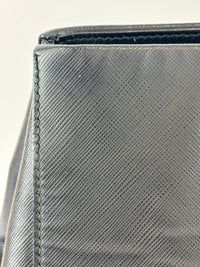 Salvatore Ferragamo Vara Ribbon Chain Shoulder Tote in Black - Glampot
