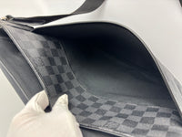 Damier Graphite Daniel Messenger Bag - Glampot