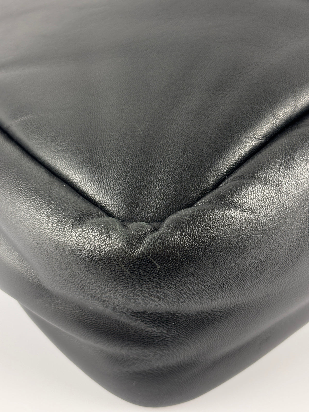 1BG413 Medium Padded Soft Nappa Leather Bag Black - Glampot