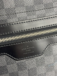 Damier Graphite Daniel Messenger Bag - Glampot