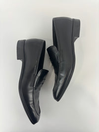 Salvatore Ferragamo Black Leather Loafers - Glampot