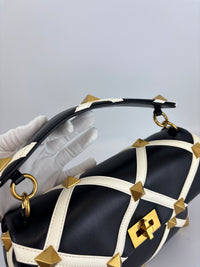 Roman Stud Chain Bag Black / White - Glampot